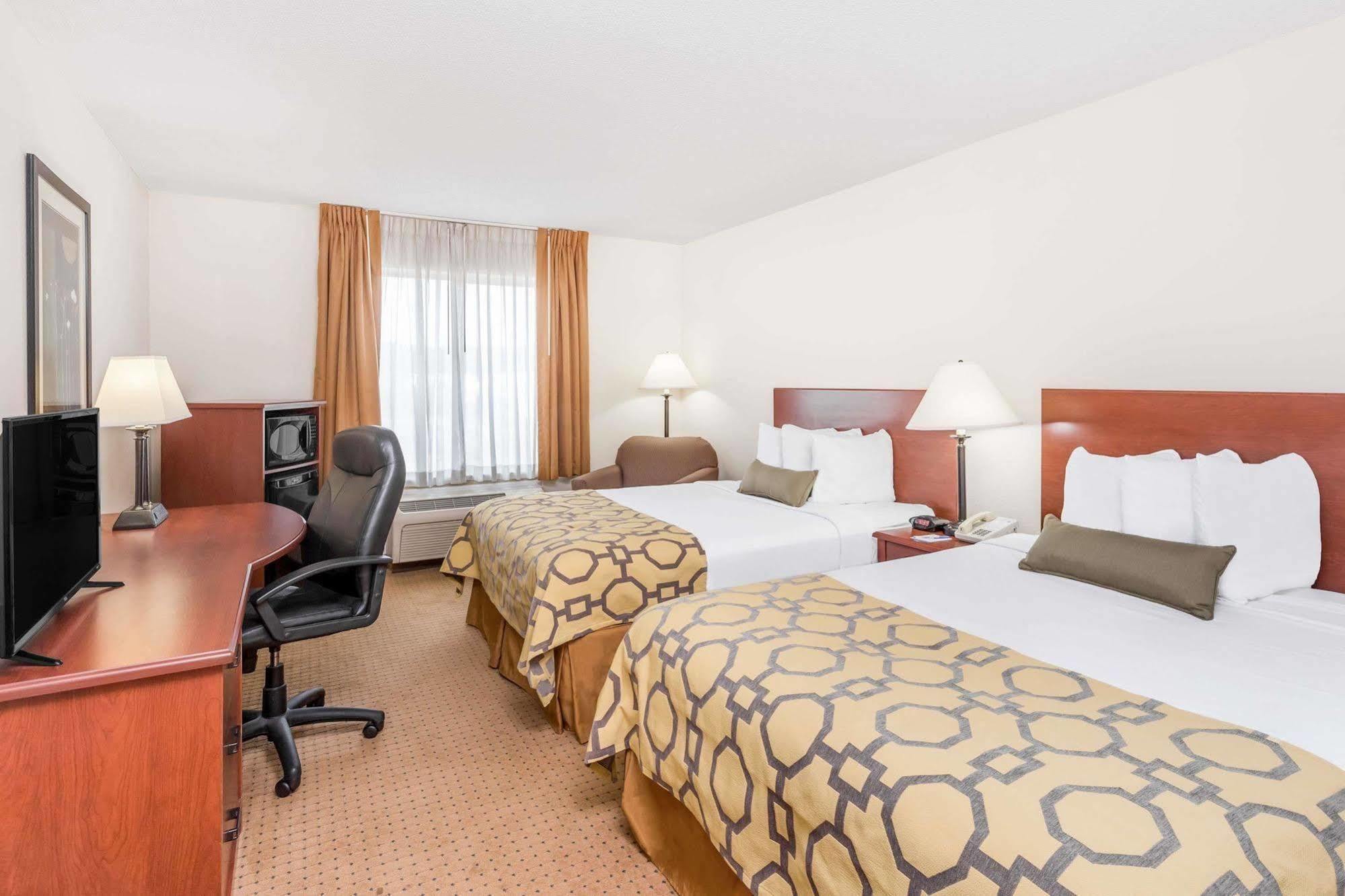 Baymont By Wyndham Cartersville Buitenkant foto